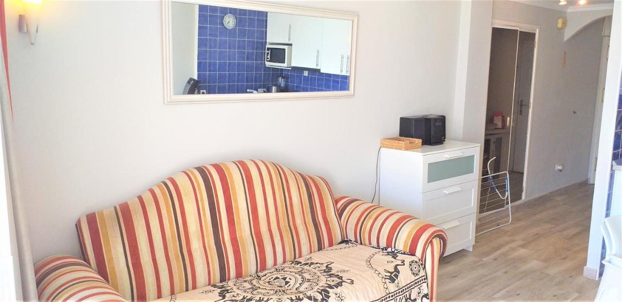 Apartment With A Large South-Facing Balcony, Sea View And Wifi In Las Americas Center Playa de las Americas  Exteriör bild