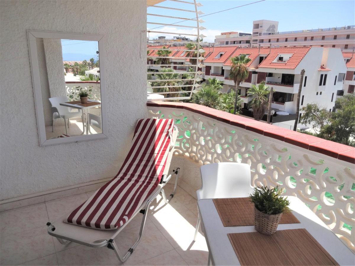Apartment With A Large South-Facing Balcony, Sea View And Wifi In Las Americas Center Playa de las Americas  Exteriör bild