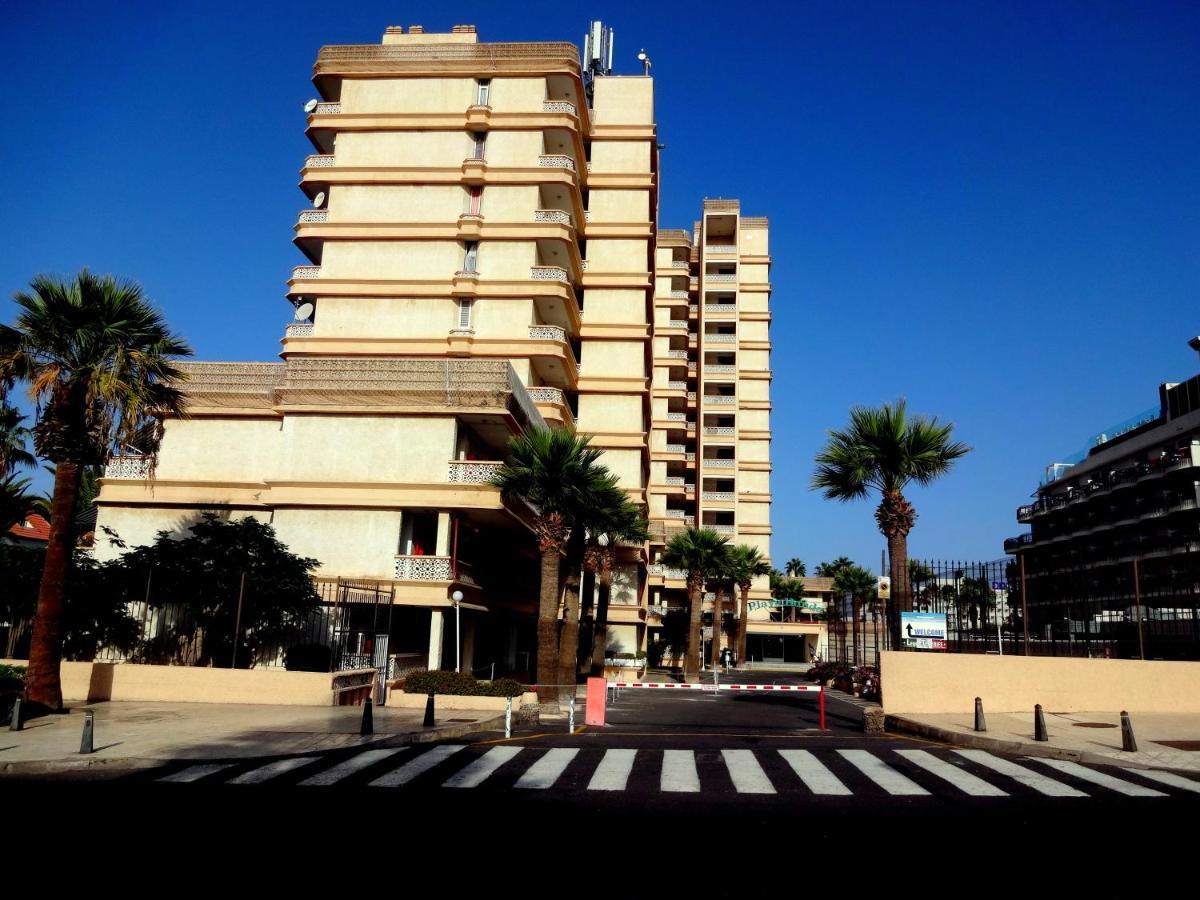Apartment With A Large South-Facing Balcony, Sea View And Wifi In Las Americas Center Playa de las Americas  Exteriör bild